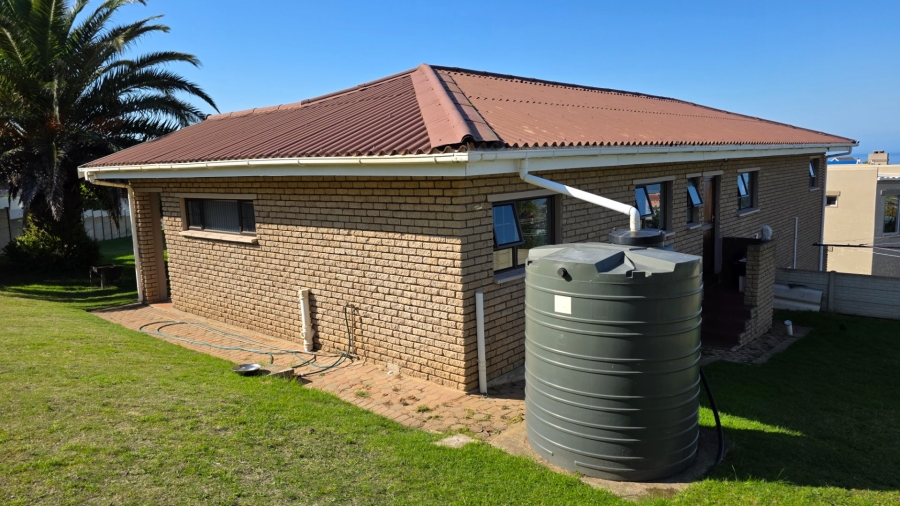 3 Bedroom Property for Sale in Dana Bay Western Cape